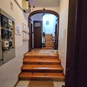 Queiros, 6 Lissabon