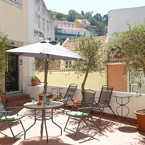 Apartment Costa Do Castelo Terrace, Em Rua Dos Lagares 8, Lisbon
